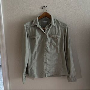 Columbia Women's Omni Shade Long Sleeve Light Weight Shirt Medium